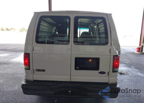 2003 Ford E-150 Commercial z USA, uszkodzony, nr VIN 1FTRE14243HA33468